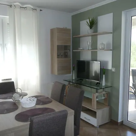 Rafaela Apartment
